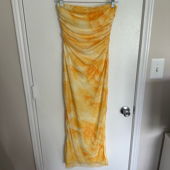 Yellow and Orange Strapless Dress NWOT - Picture 2 of 3